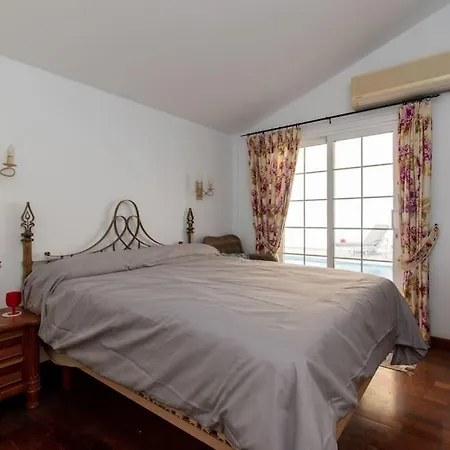 Skylight. Wonderful 6 Bedroom Villa. * Costa Adeje (Tenerife)