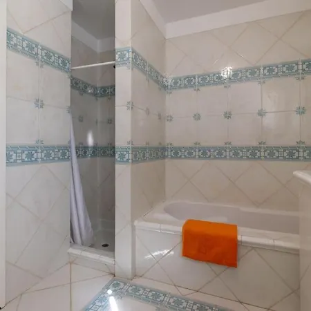 Skylight Wonderful 7 Bedroom